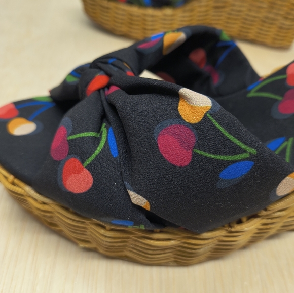 Kate Spade Anita Cherry Wicker Wedge Sandals Size 8B - Picture 6 of 9